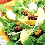 Итальянский салат с грушей и рукколой