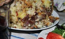 Агне по гергьовски: ягненок, фаршированный рисом и потрошками рецепт